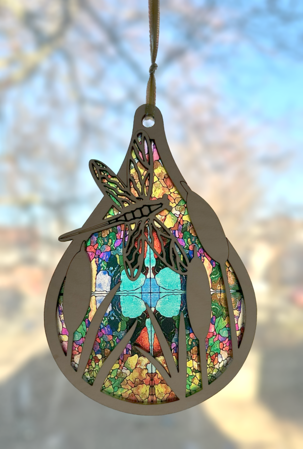 Dragonfly Teardrop 01 Sun Catcher